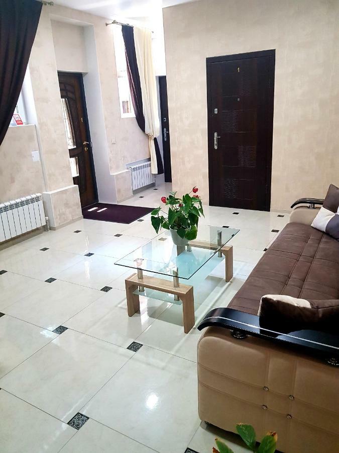Mini Otel Cozy Patio Odessa Extérieur photo
